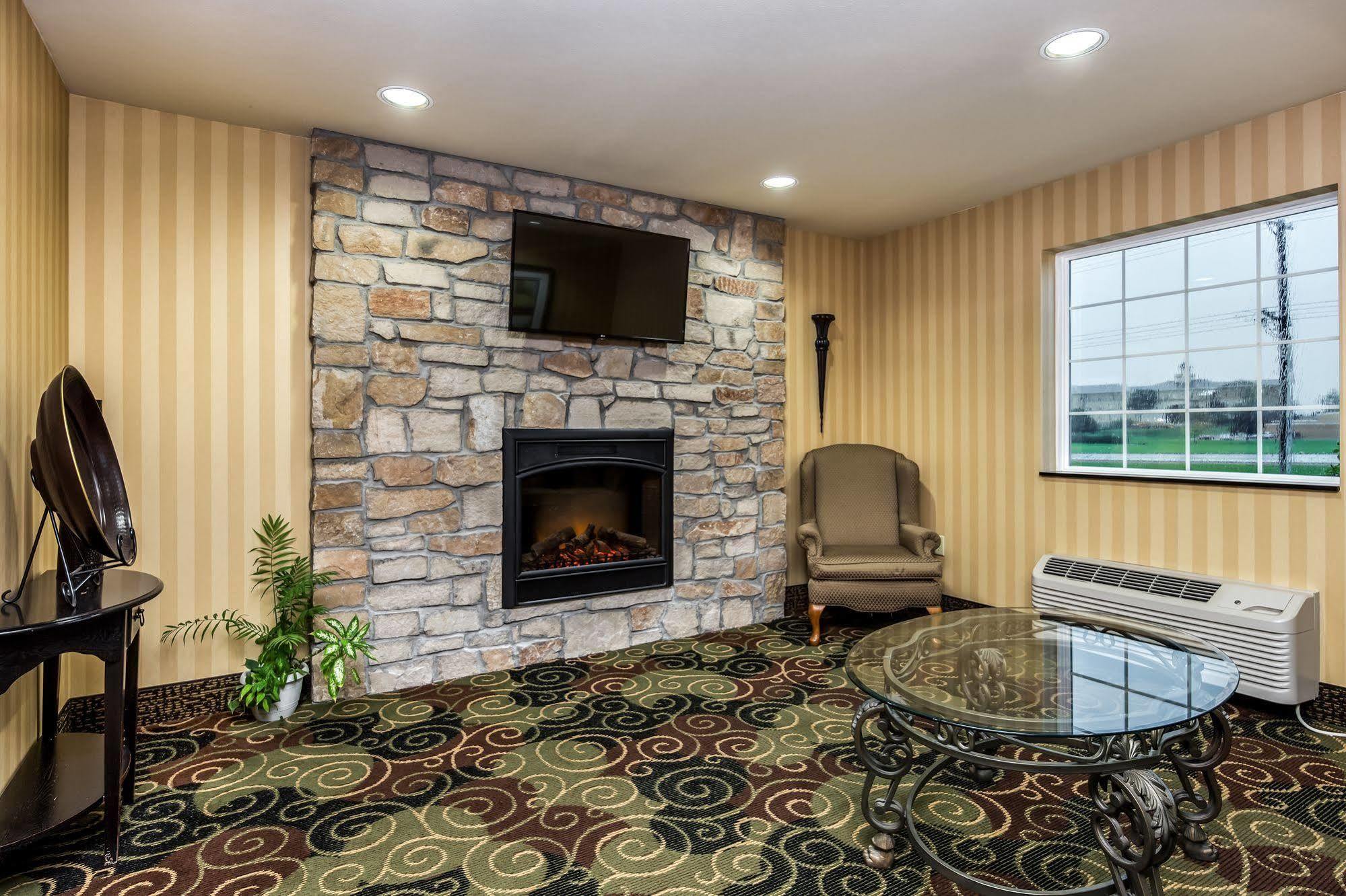 Cobblestone Inn & Suites - Vinton, Ia Exteriör bild