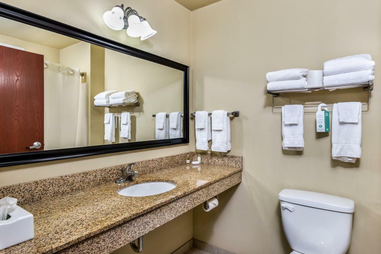 Cobblestone Inn & Suites - Vinton, Ia Exteriör bild