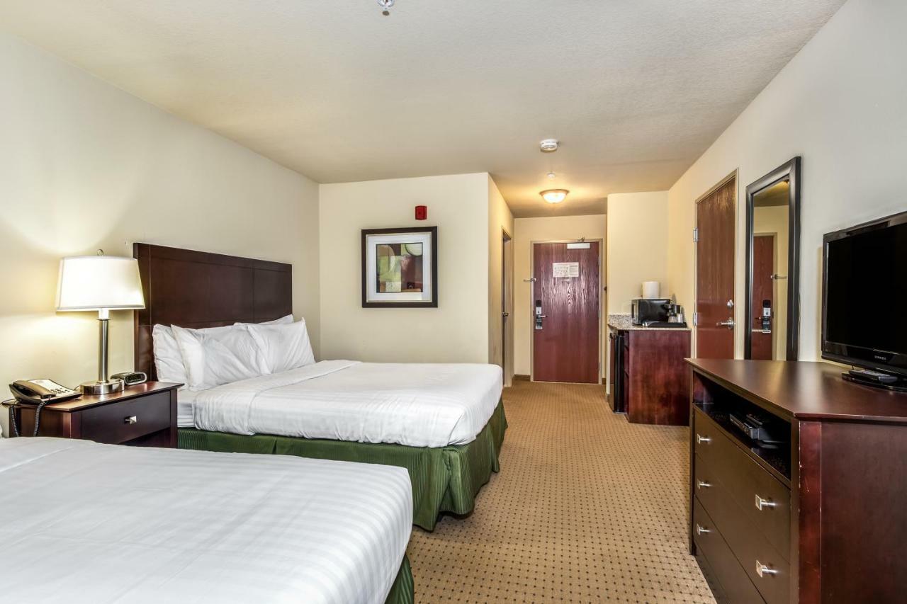 Cobblestone Inn & Suites - Vinton, Ia Exteriör bild